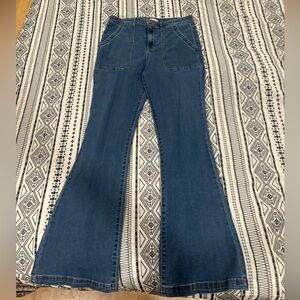 Knox Rose flare pants
